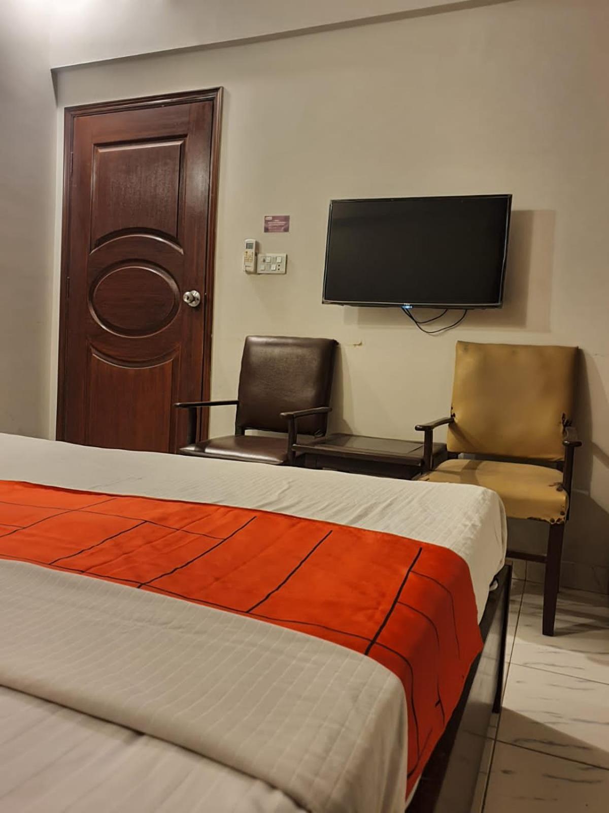 Goho Rooms Badar Karaczi Zewnętrze zdjęcie