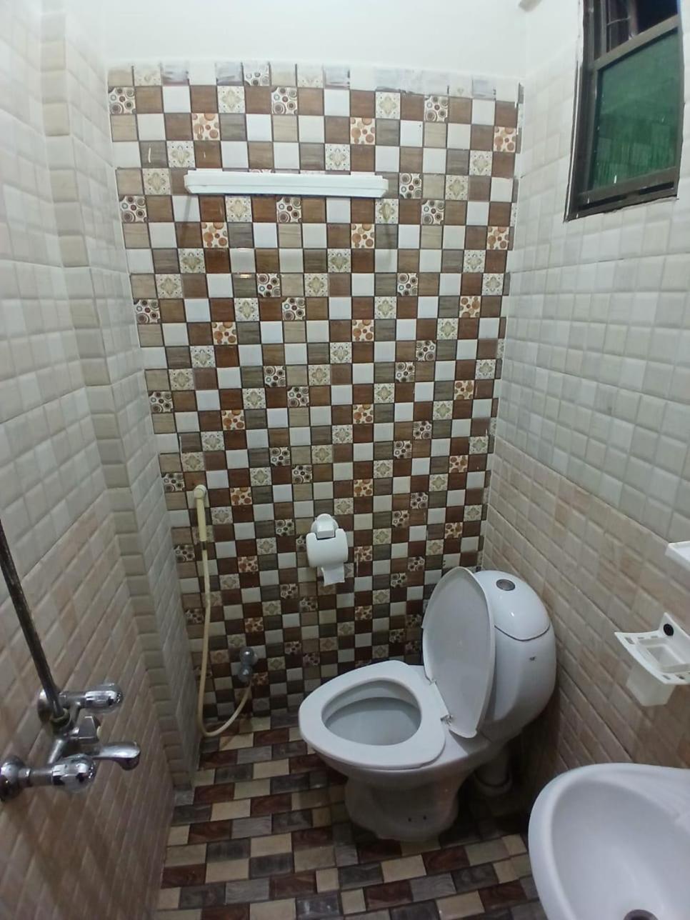 Goho Rooms Badar Karaczi Zewnętrze zdjęcie