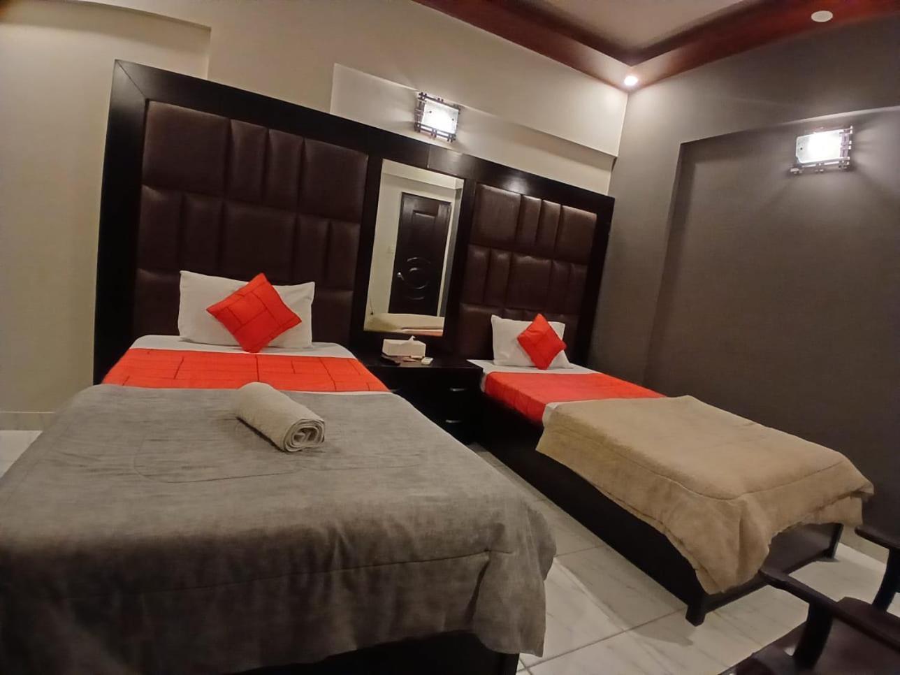 Goho Rooms Badar Karaczi Zewnętrze zdjęcie
