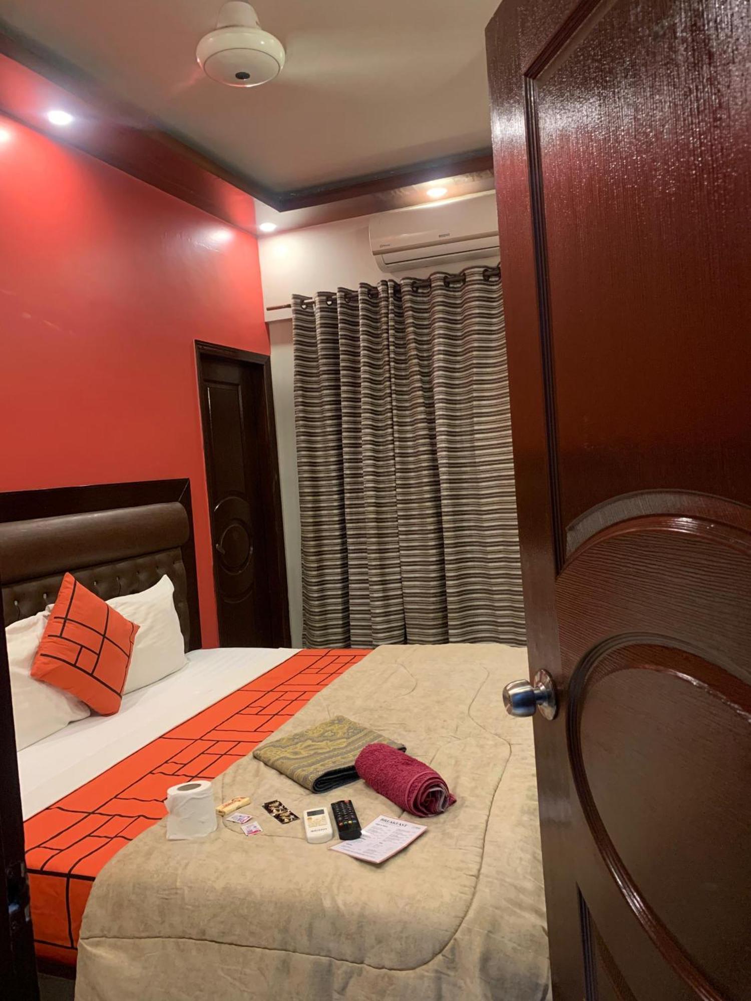 Goho Rooms Badar Karaczi Zewnętrze zdjęcie